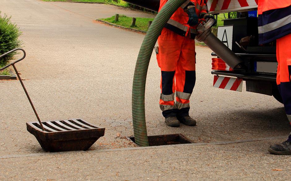 déboucher une canalisation d'eaux usées Creil